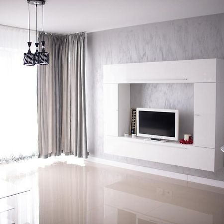 Apartament Denissia 오라데아 외부 사진
