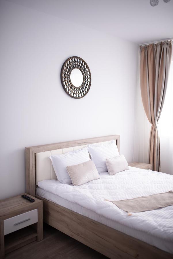 Apartament Denissia 오라데아 외부 사진
