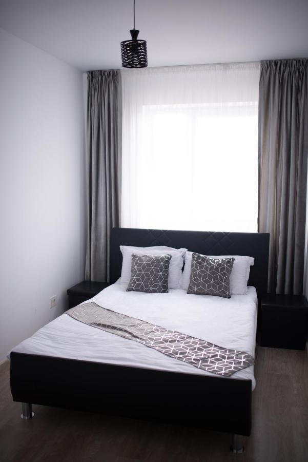 Apartament Denissia 오라데아 외부 사진