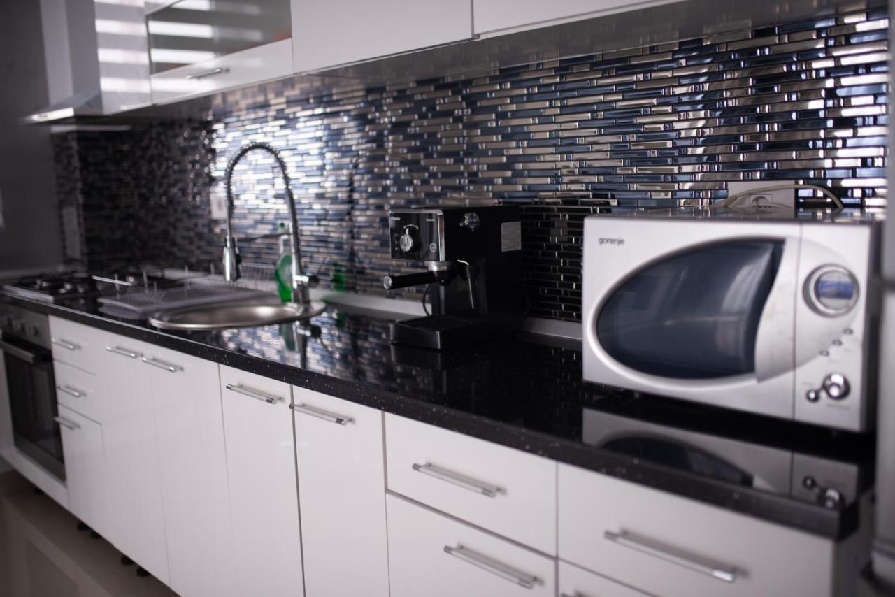Apartament Denissia 오라데아 외부 사진
