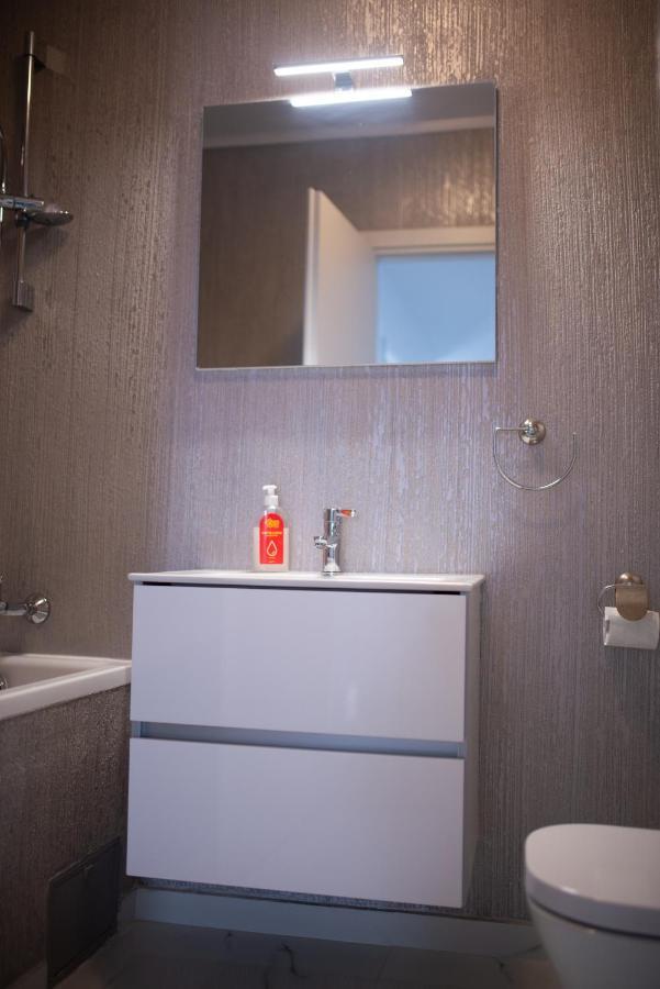 Apartament Denissia 오라데아 외부 사진