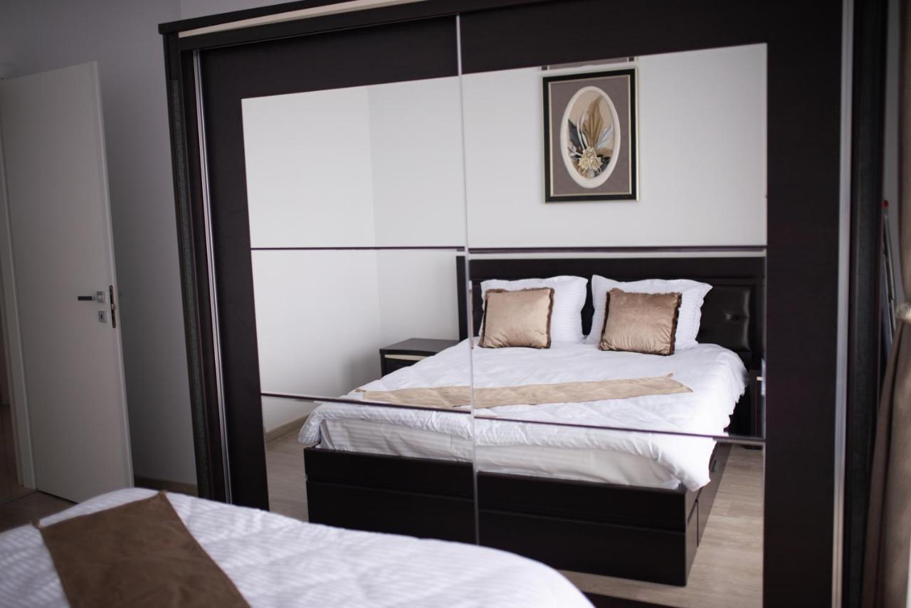 Apartament Denissia 오라데아 외부 사진